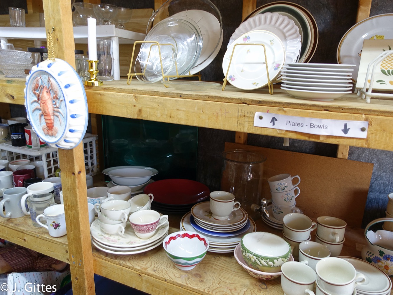 Dishes and ceramics